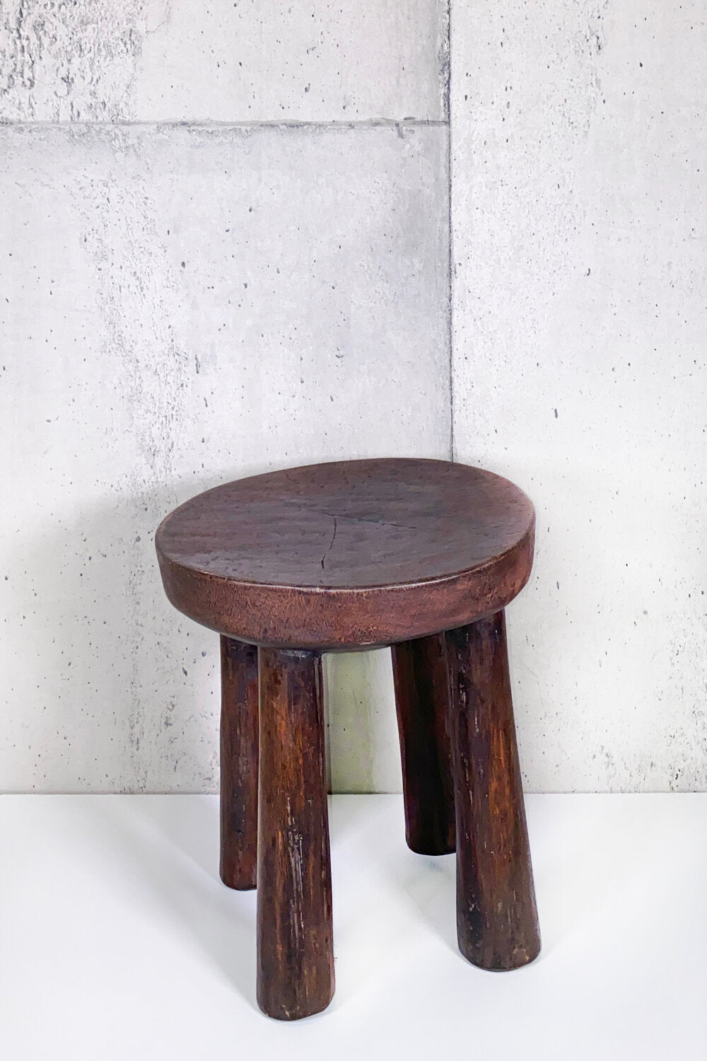 AFRICAN MILKING STOOL 003 – LAYER